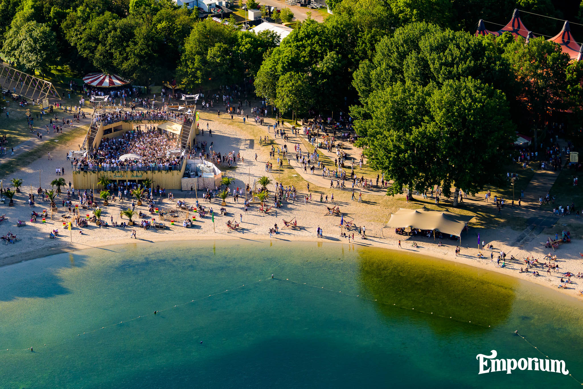 Festival tent installation