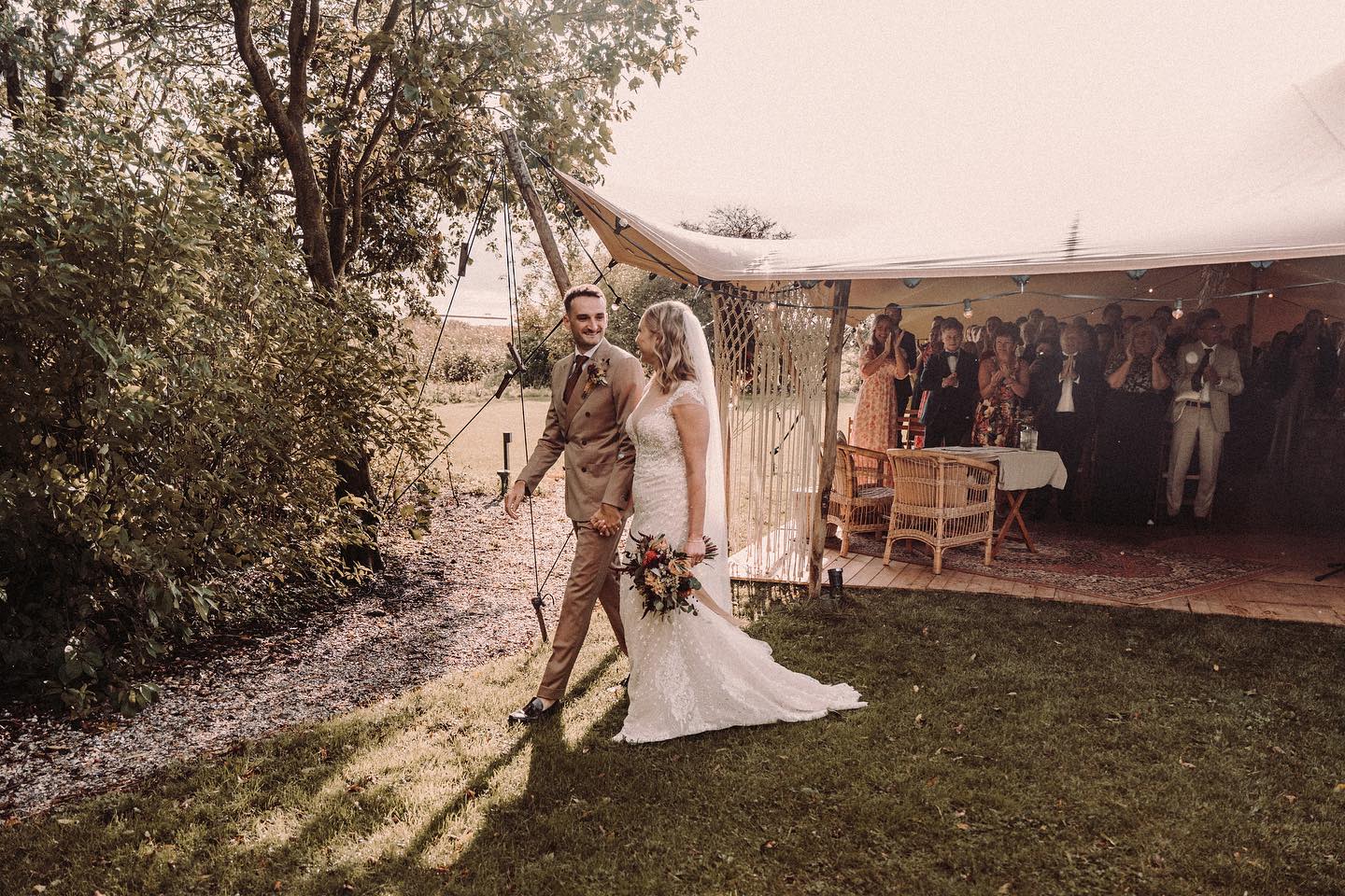 Elegant wedding stretch tent